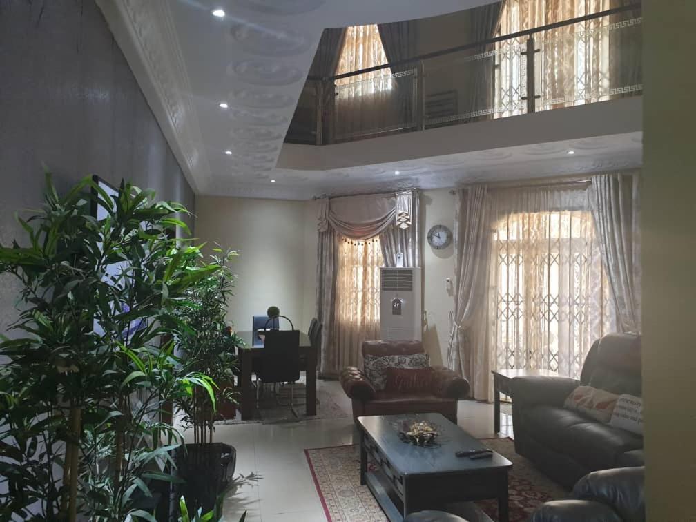 Afri-Royal Hotel Accra Rum bild